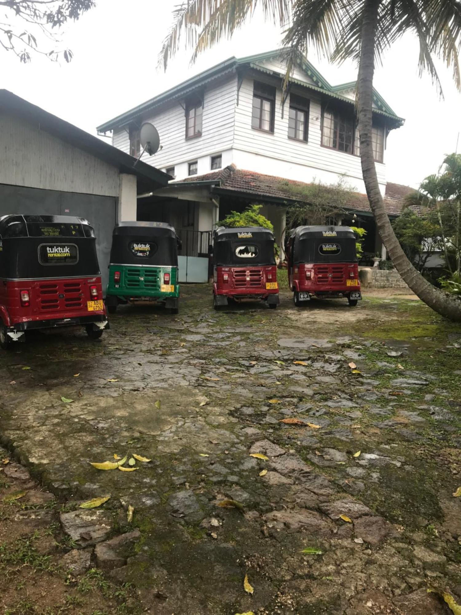 Wattarantenna Bungalow Kandy Bagian luar foto